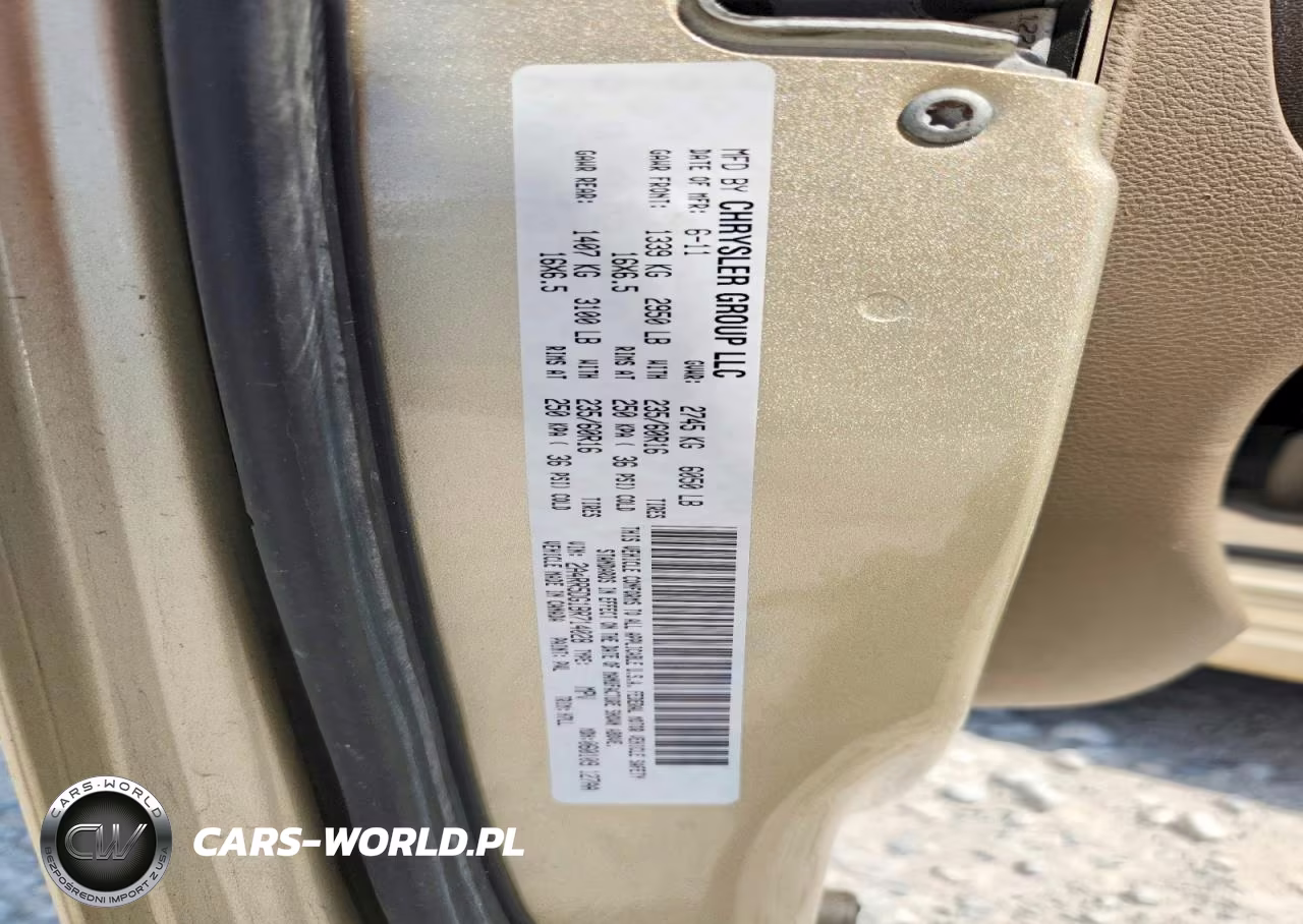 2011 Chrysler Town & Country Touring VIN:2A4RR5DG1BR714028 - 14