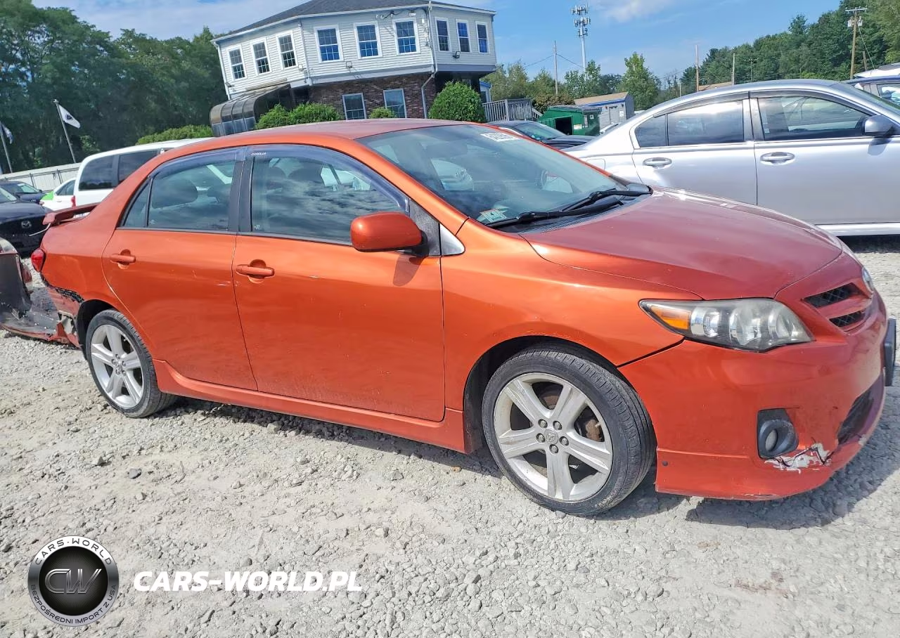 2013 Toyota Corolla S Special Edition VIN:2T1BU4EEXDC092075 - 4
