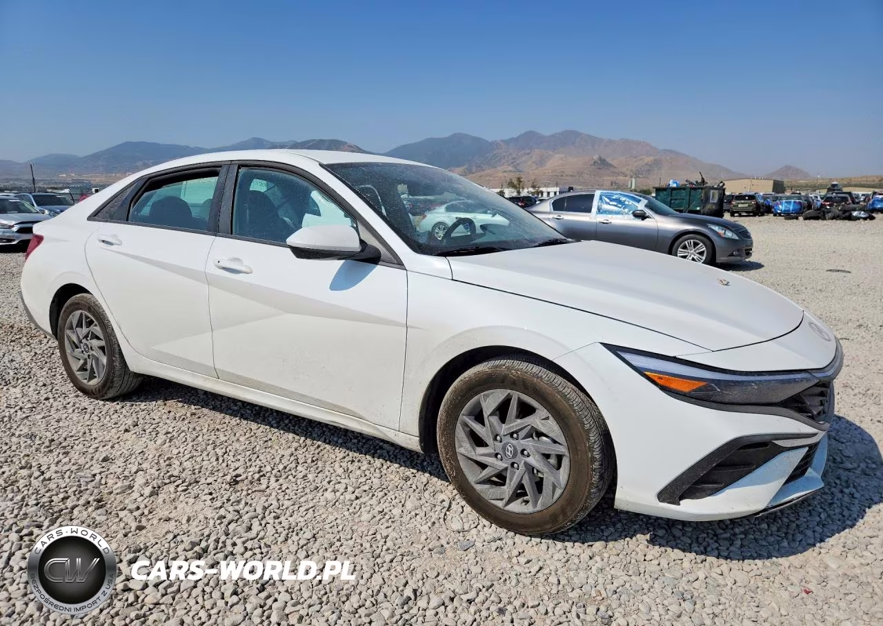 2026 Hyundai Elantra Hybrid Blue VIN:KMHLM4DJ8TU204291 - 4