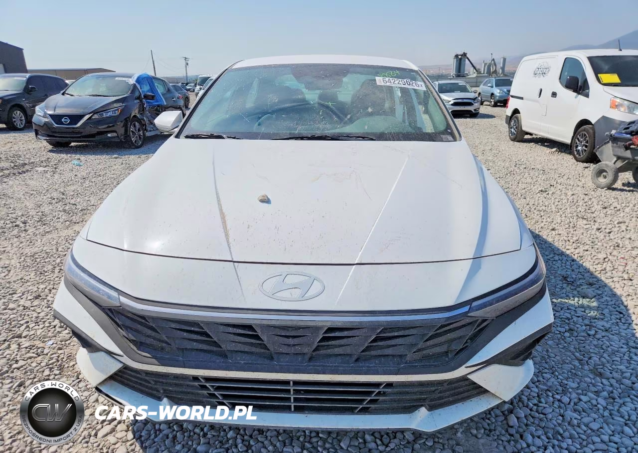 2026 Hyundai Elantra Hybrid Blue VIN:KMHLM4DJ8TU204291 - 5