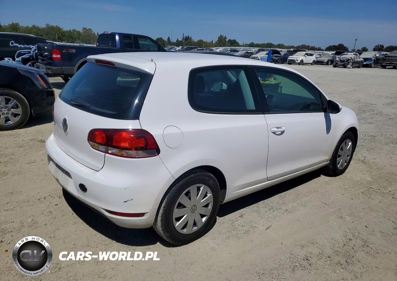 2010 Volkswagen Golf VIN:WVWBA7AJ9AW125681 - 3