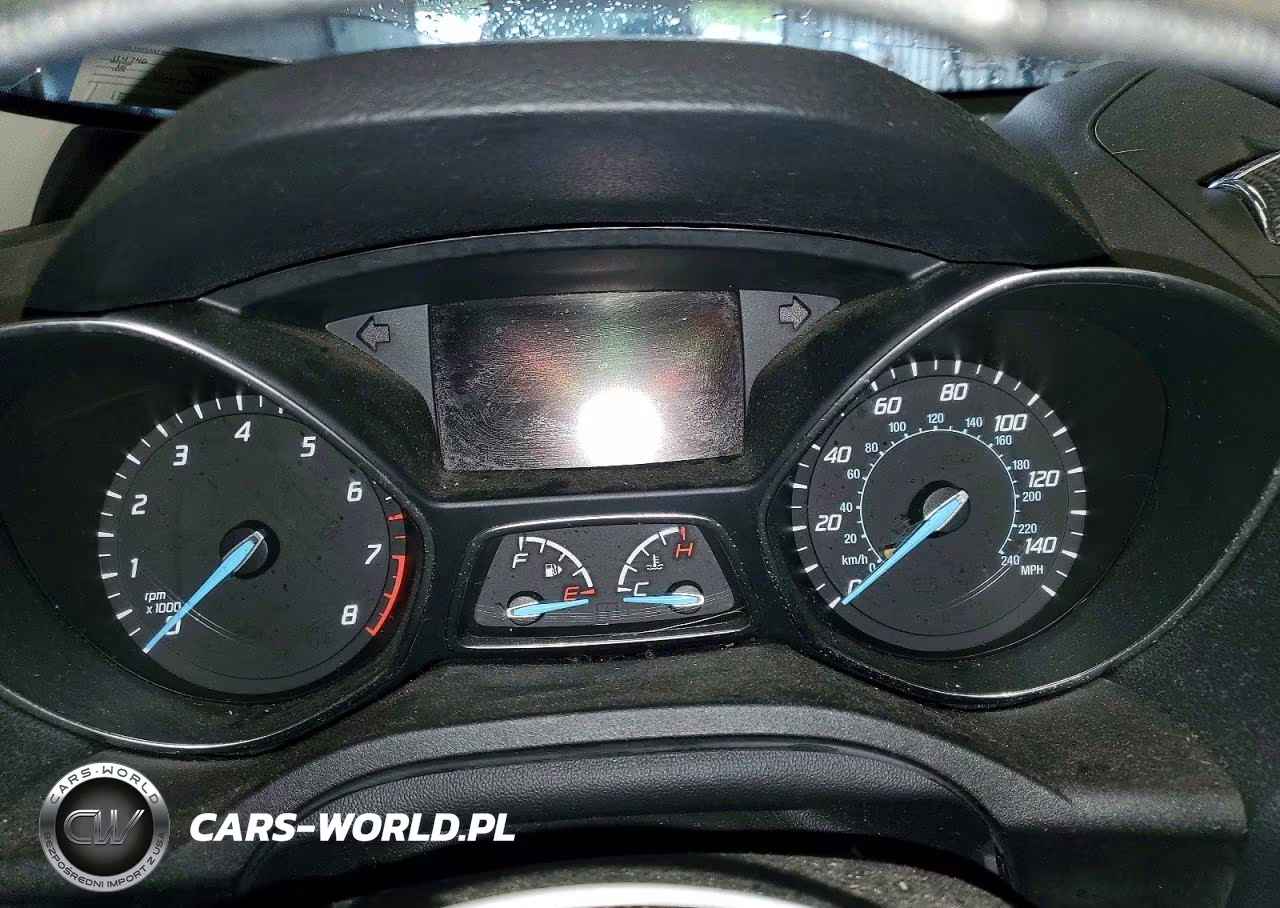 2015 Ford Escape Se VIN:1FMCU0GX9FUB87207 - 9