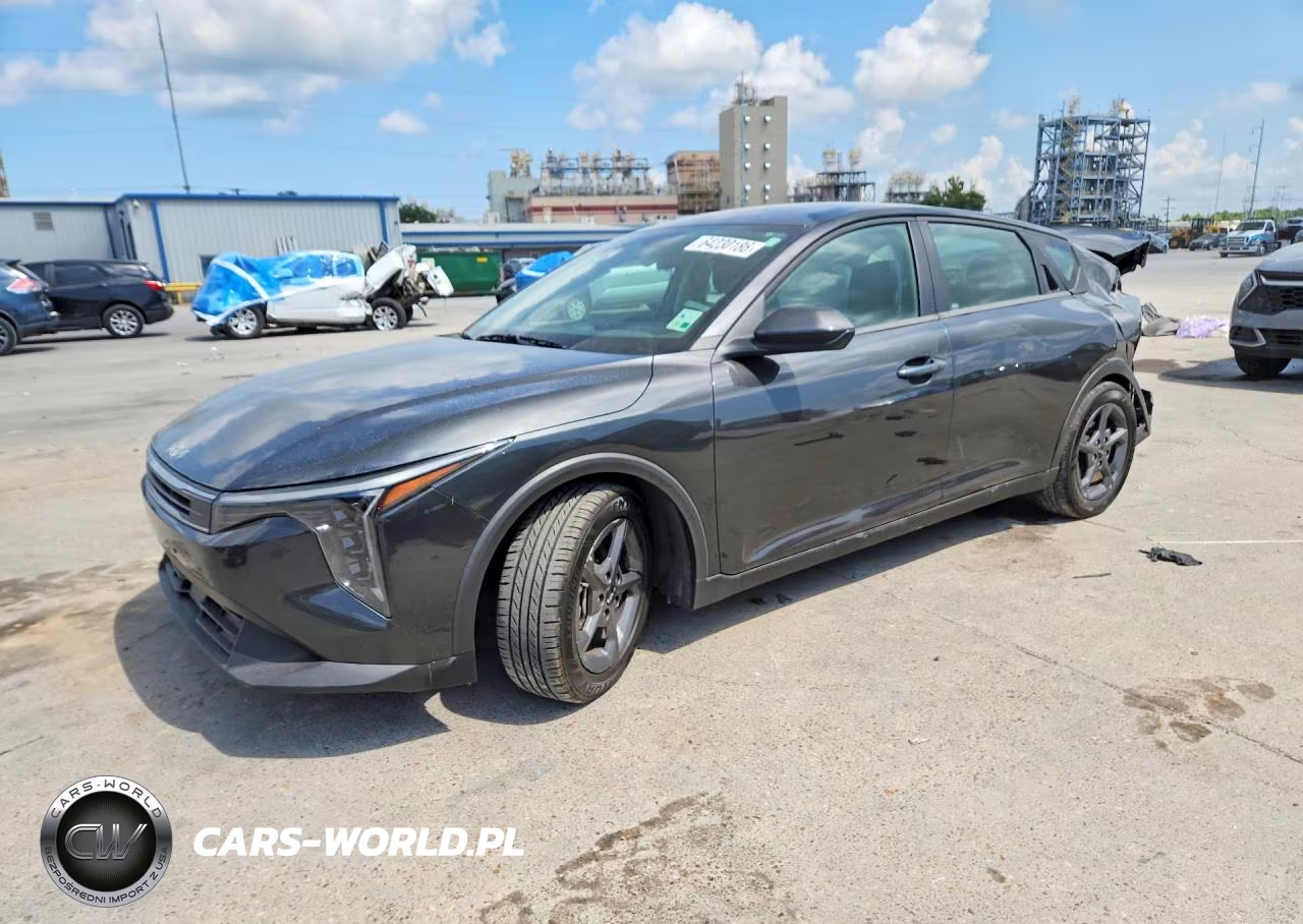2025 Kia K4 Lxs VIN:3KPFT4DE6SE121088 - 1