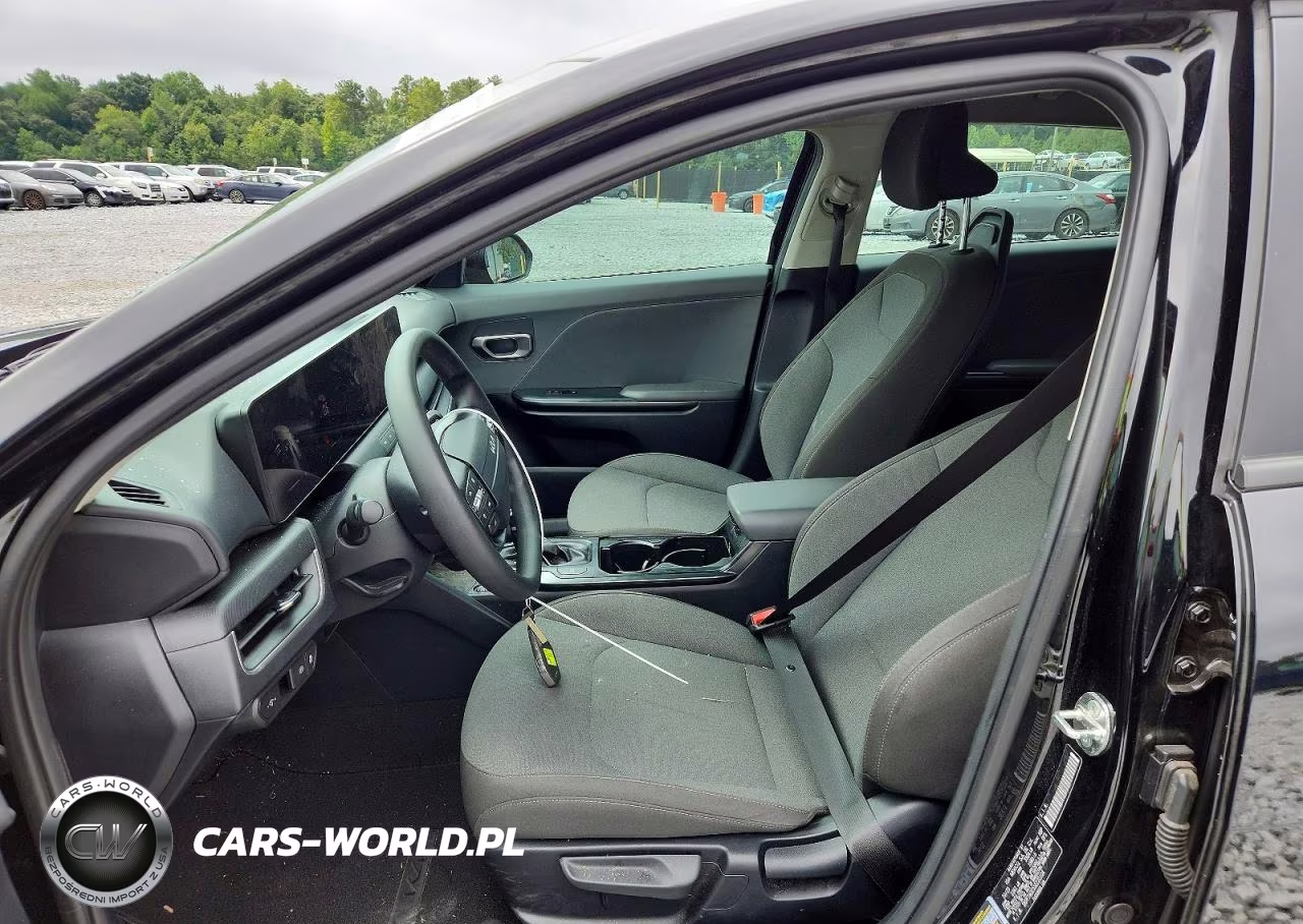 2025 Kia K4 Lxs VIN:3KPFT4DE5SE225104 - 7