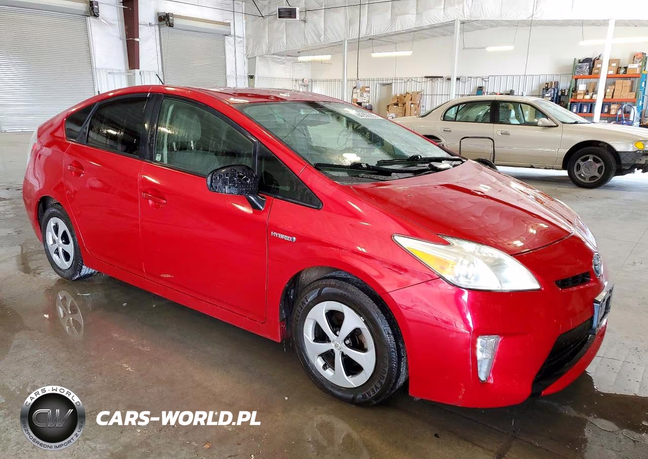 2013 Toyota Prius Two VIN:JTDKN3DU2D1616579 - 4