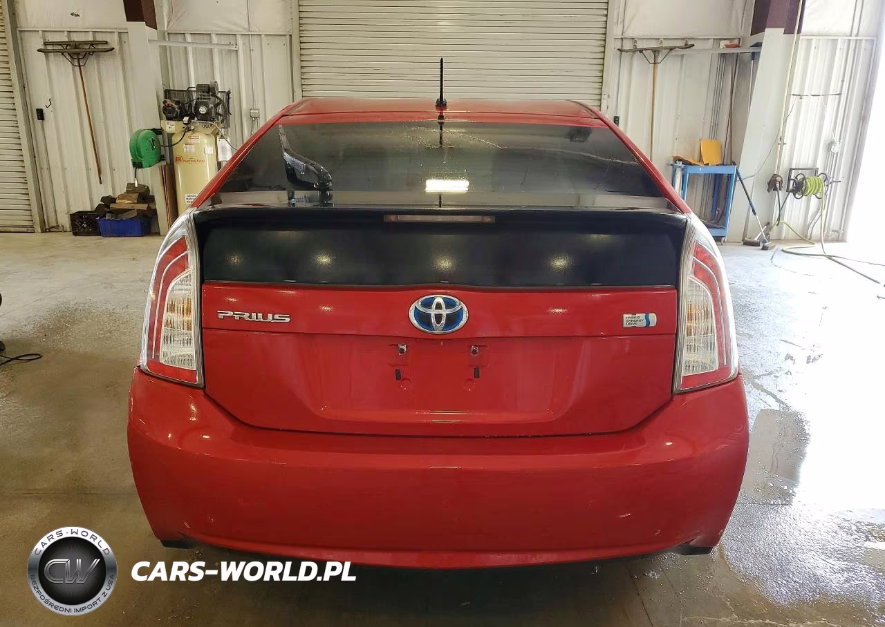 2013 Toyota Prius Two VIN:JTDKN3DU2D1616579 - 6
