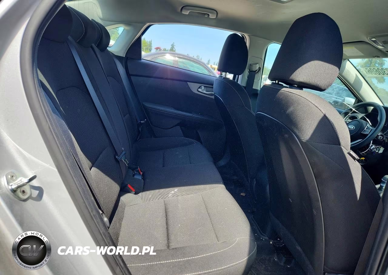 2021 Kia Forte Lxs VIN:3KPF24ADXME403316 - 10