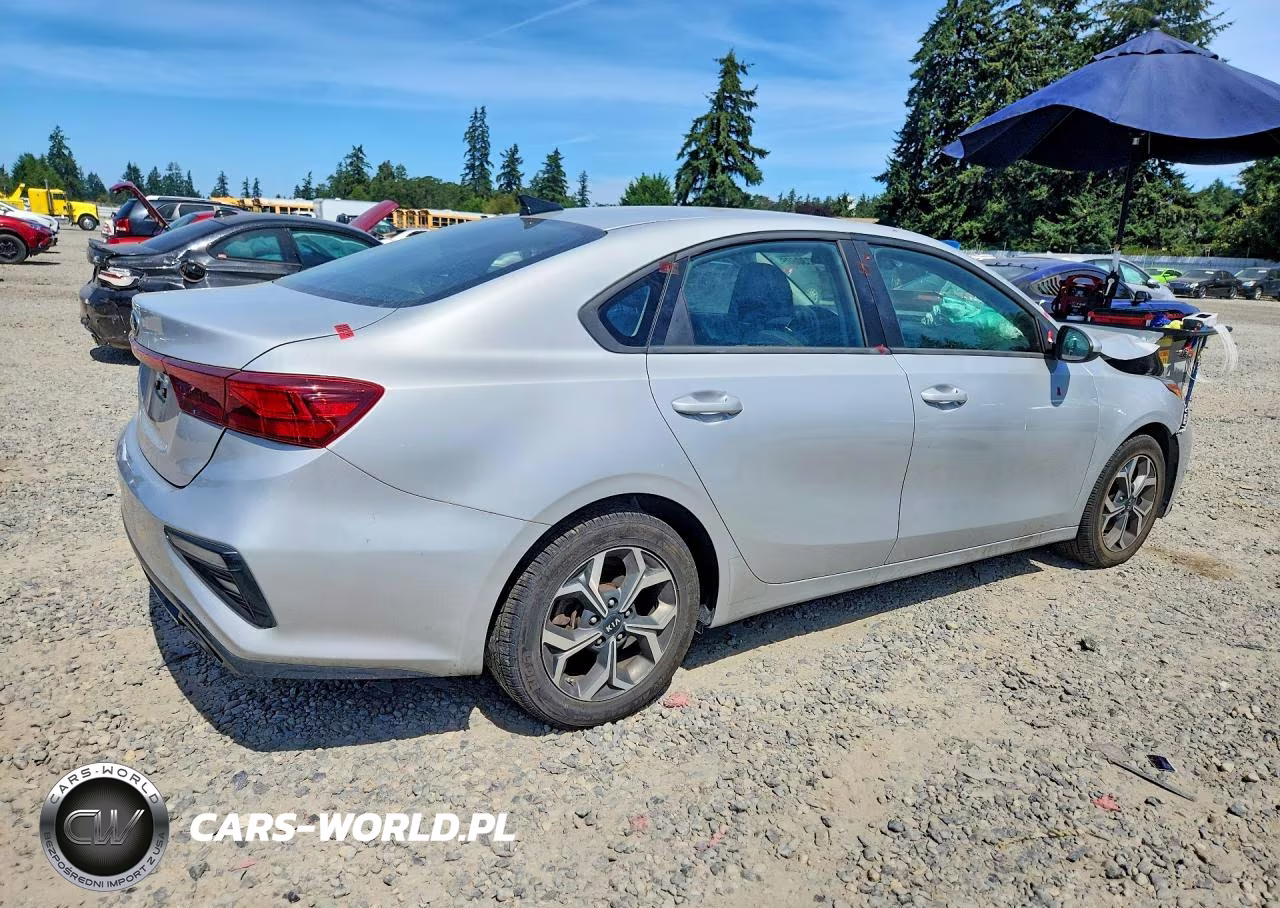 2021 Kia Forte Lxs VIN:3KPF24ADXME403316 - 3