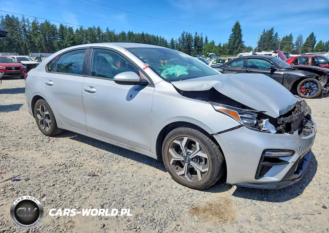 2021 Kia Forte Lxs VIN:3KPF24ADXME403316 - 4