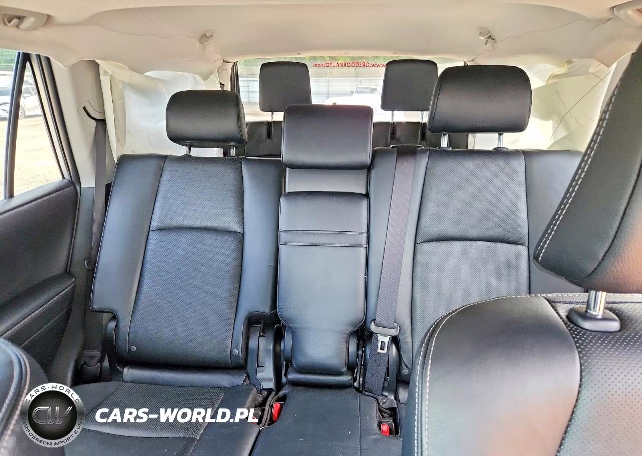 2024 Toyota 4Runner Limited VIN:JTEKU5JR7R6258853 - 10