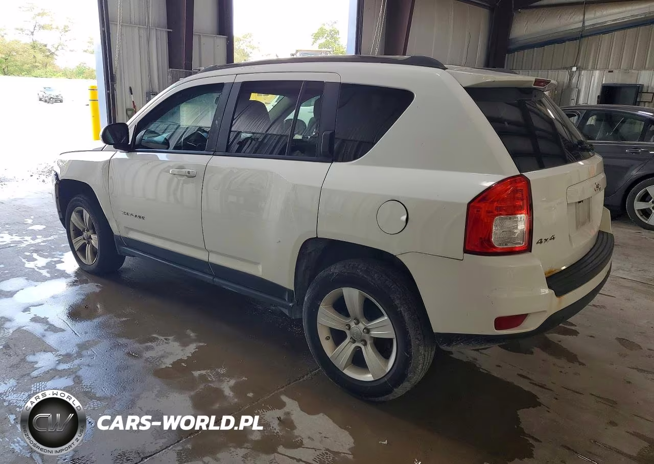 2012 Jeep Compass Latitude VIN:1C4NJDEB1CD625945 - 2
