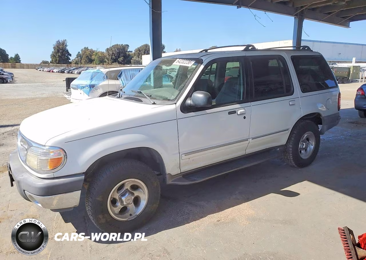 2000 Ford Explorer Xlt