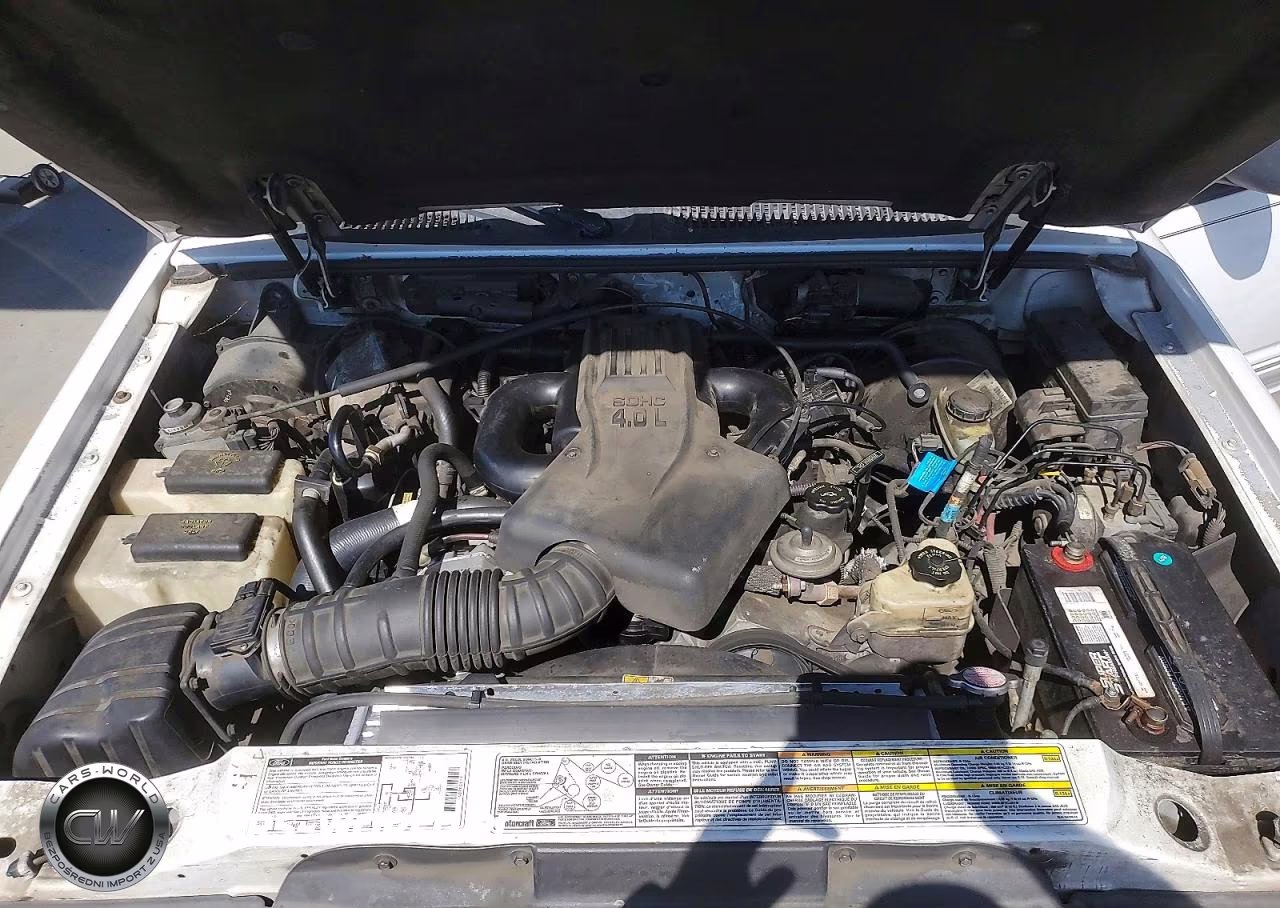 2000 Ford Explorer Xlt VIN:1FMZU73E1YZC43038 - 12