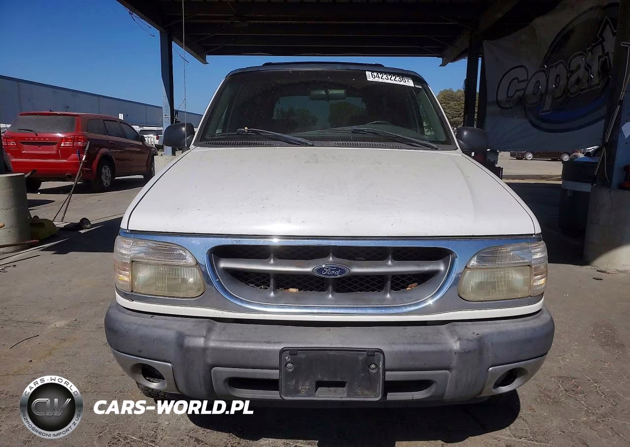 2000 Ford Explorer Xlt VIN:1FMZU73E1YZC43038 - 5