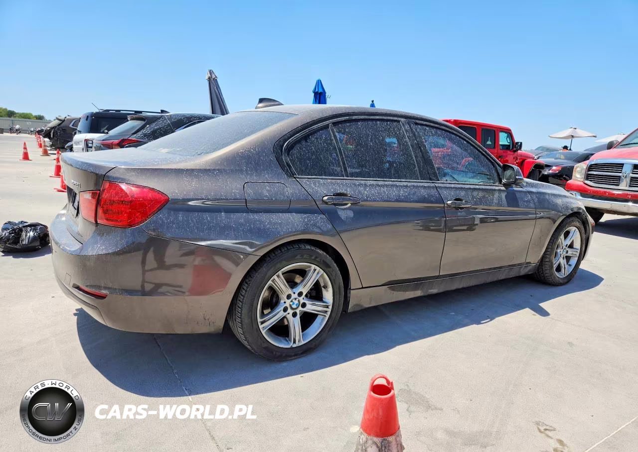 2013 BMW 3 SERIES 328I XDRIVE VIN:WBA3B3C58DF537652 - 3