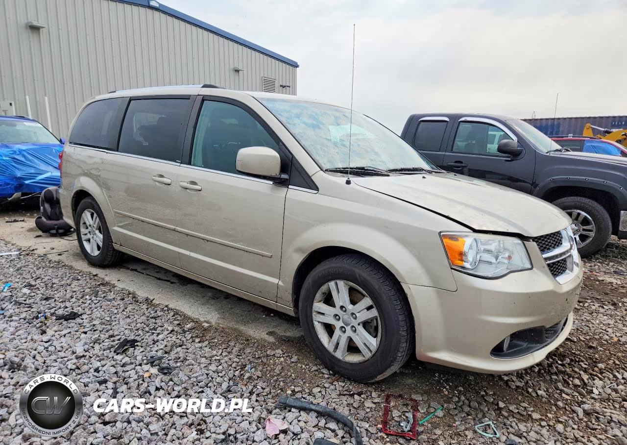 2013 Dodge Grand Caravan Crew VIN:2C4RDGDG4DR507782 - 4