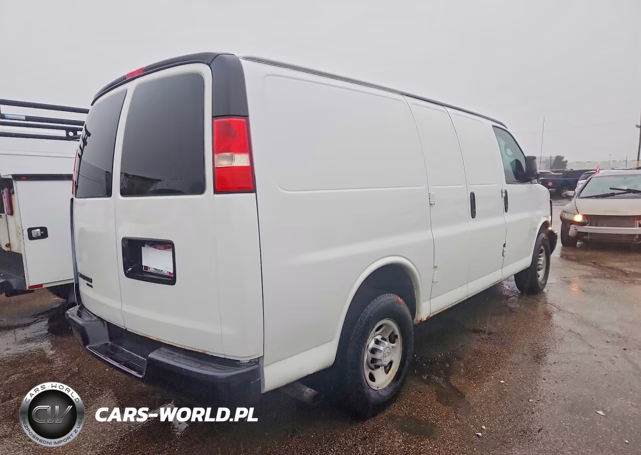 2013 Chevrolet Express G2500 VIN:1GCWGFCA8D1185587 - 3