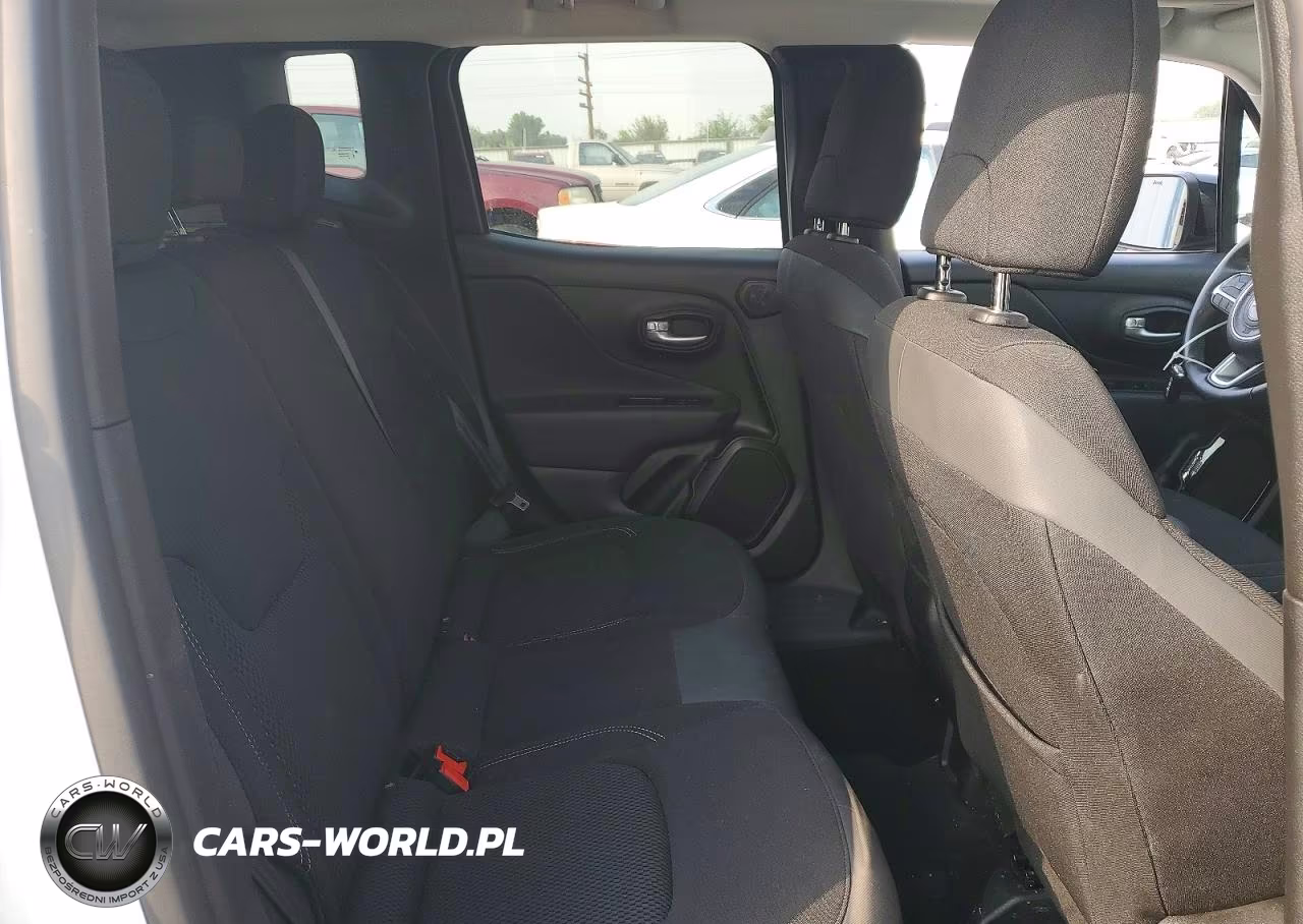 2023 Jeep Renegade Altitude VIN:ZACNJDE14PPP19376 - 11