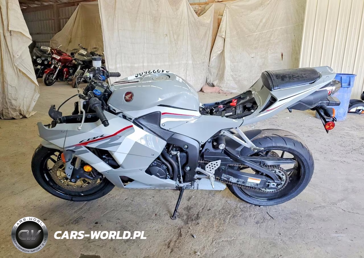 2026 Honda Cbr600 Rr VIN:JH2PC40H7TK300220 - 3
