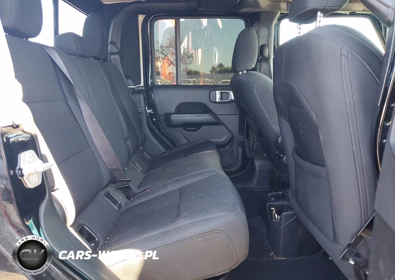 2021 Jeep Gladiator Overland VIN:1C6JJTFM3ML607471 - 10