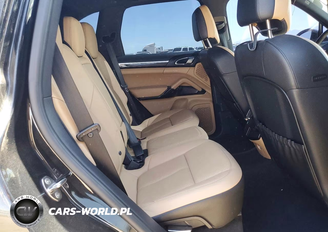 2014 Porsche Cayenne VIN:WP1AA2A20ELA09556 - 10