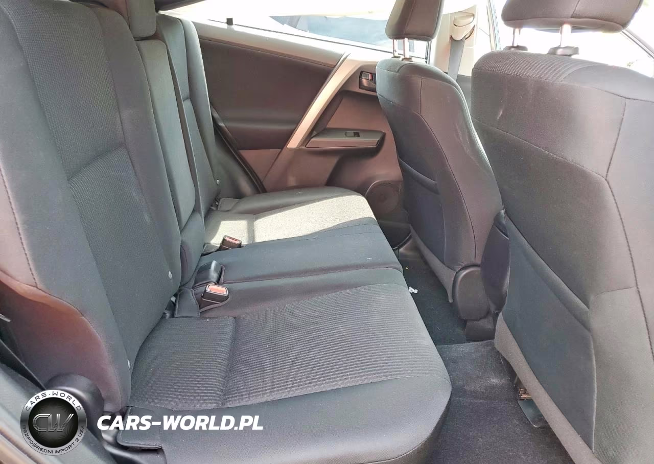 2018 Toyota Rav4 Le VIN:2T3BFREV2JW761092 - 11