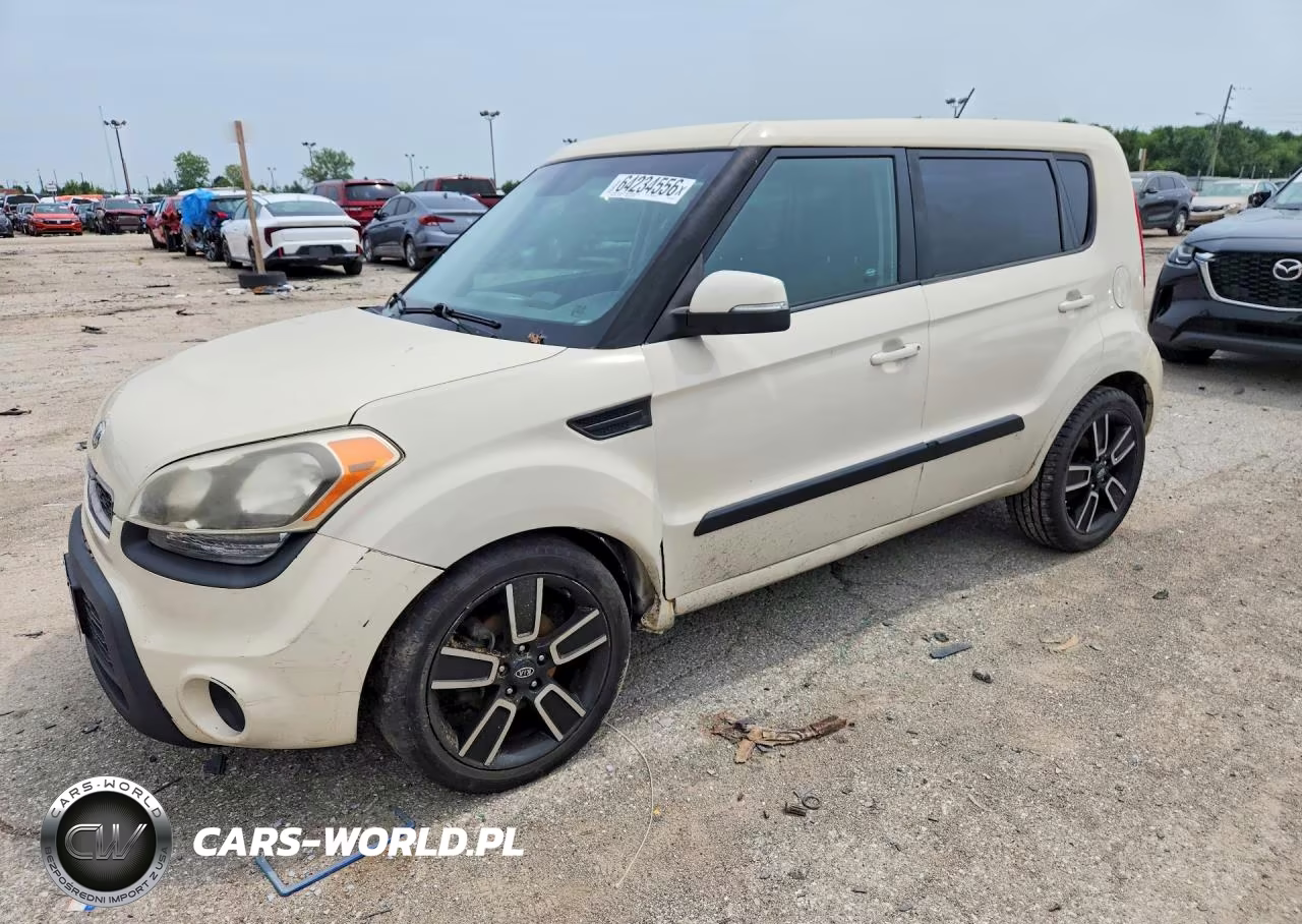 2013 Kia Soul + VIN:KNDJT2A62D7566457 - 1