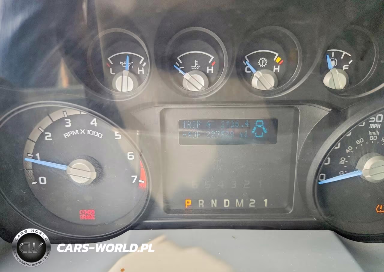 2015 Ford F350 Super Duty VIN:1FTRF3B63FEA06721 - 9