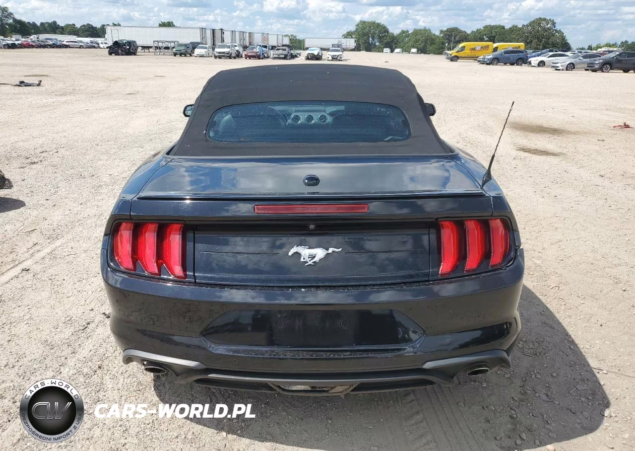 2018 Ford Mustang V6 Convertible VIN:1FATP8UH1J5167727 - 6
