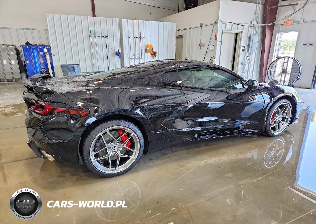 2021 Chevrolet Corvette Stingray 2Lt VIN:1G1YB2D41M5114418 - 3