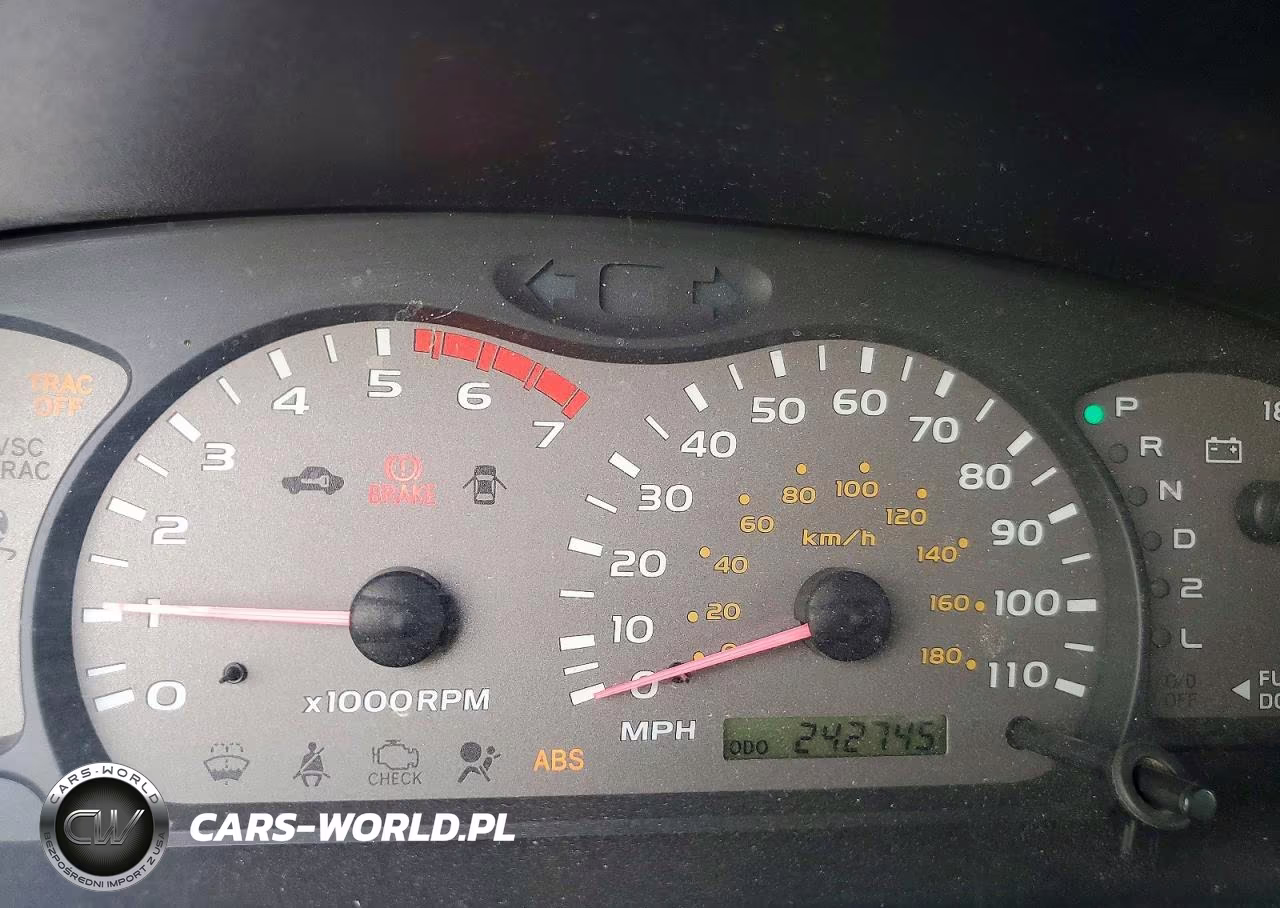 2001 Toyota Sequoia Sr5 VIN:5TDZT34A11S046101 - 9