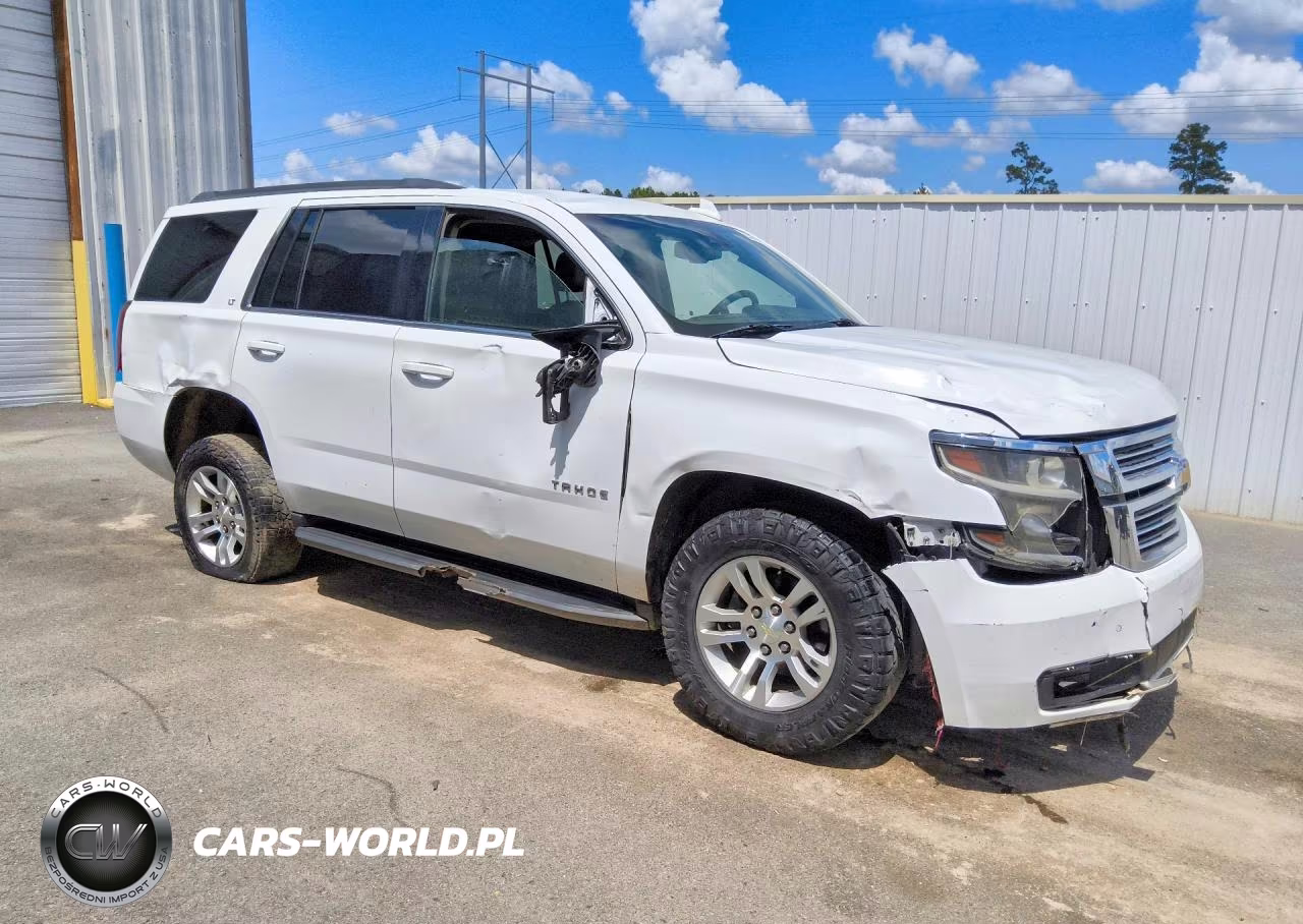 2018 Chevrolet Tahoe C1500 Lt VIN:1GNSCBKC4JR100576 - 4