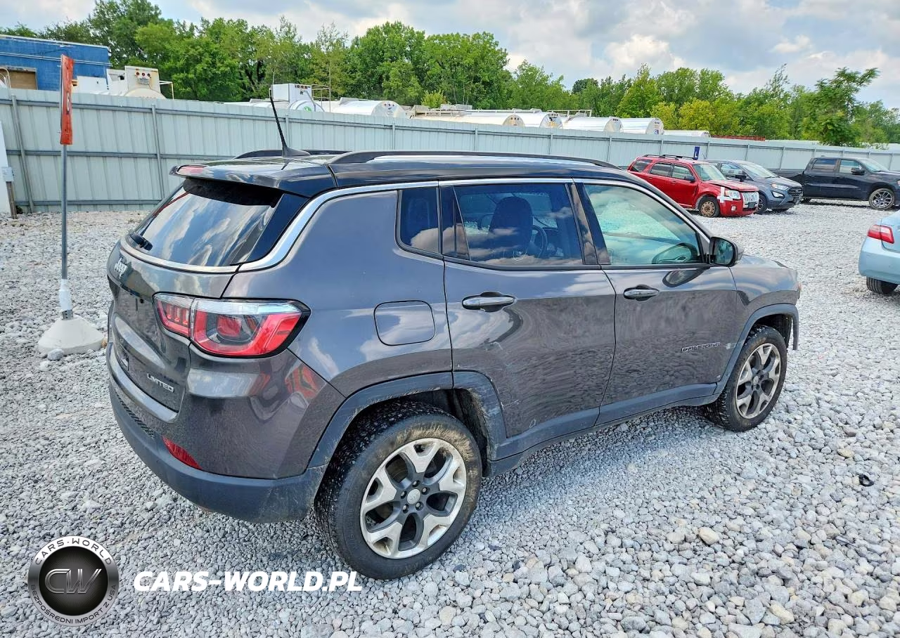 2018 Jeep Compass Limited VIN:3C4NJDCB7JT135696 - 3