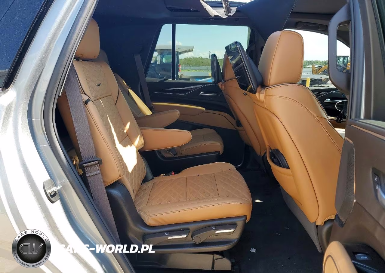2024 Cadillac Escalade Sport VIN:1GYS4FKL0RR304701 - 11