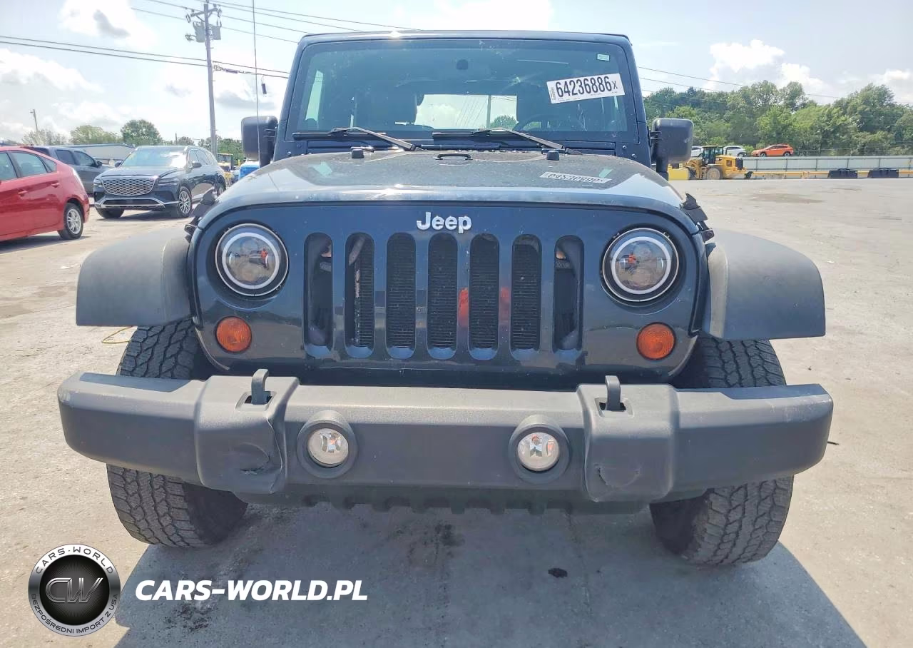 2010 Jeep Wrangler Sport VIN:1J4AA2D16AL140306 - 5