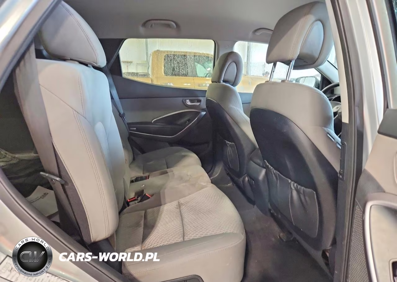 2016 Hyundai Santa Fe Sport 2.4L VIN:5XYZTDLB8GG318794 - 11