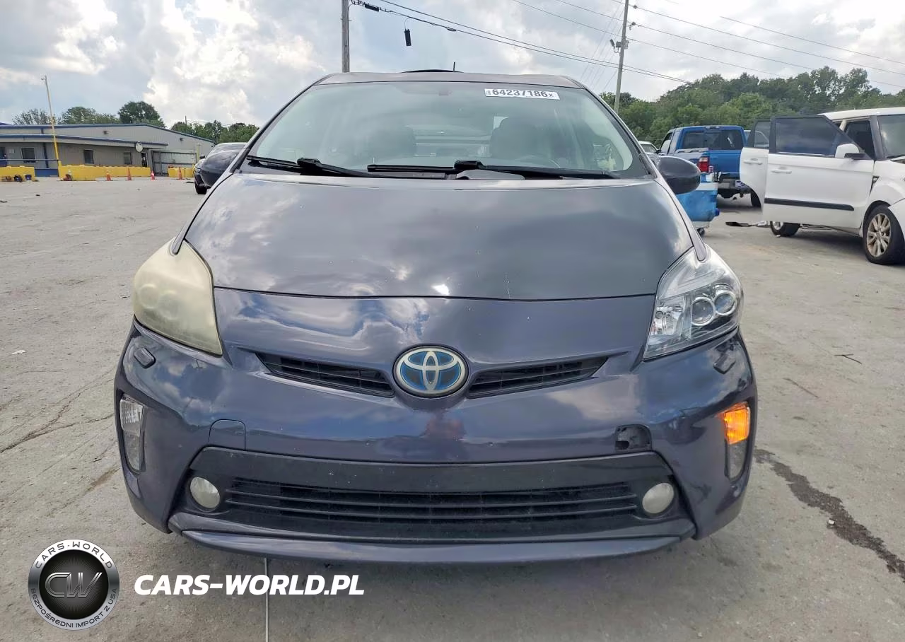 2013 Toyota Prius Five VIN:JTDKN3DU3D5549967 - 5