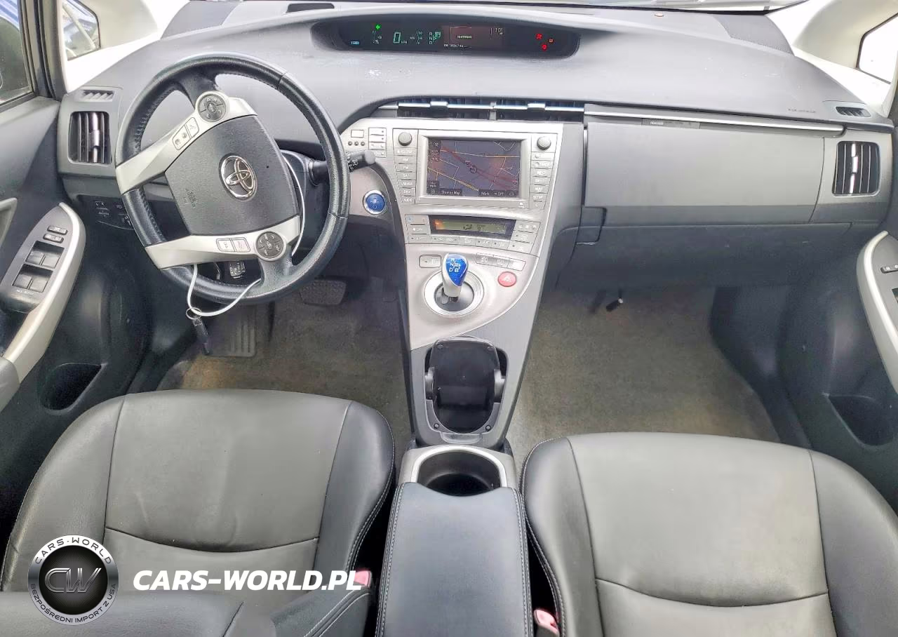 2013 Toyota Prius Five VIN:JTDKN3DU3D5549967 - 8