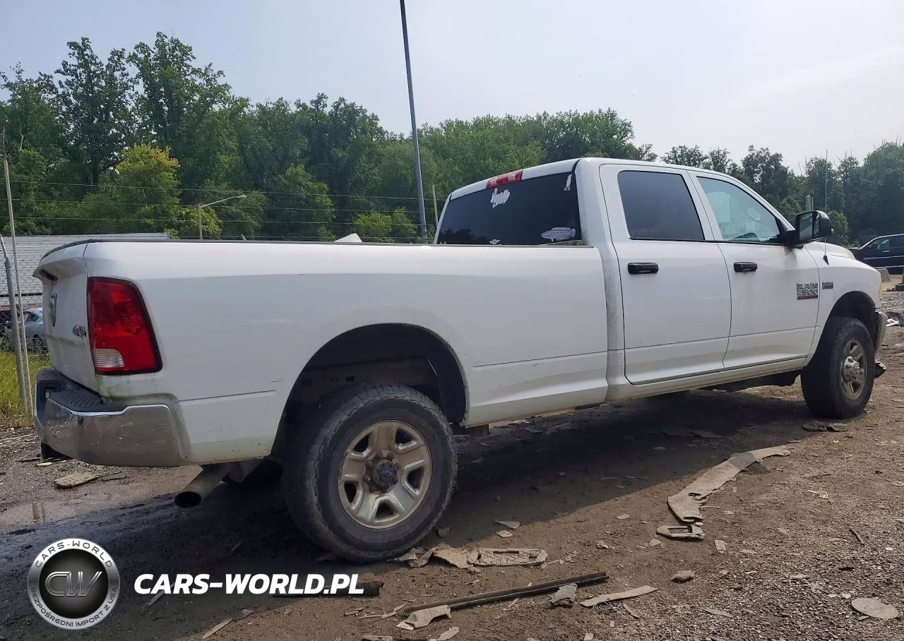 2018 Ram 2500 St VIN:3C6UR5HJ4JG118039 - 3