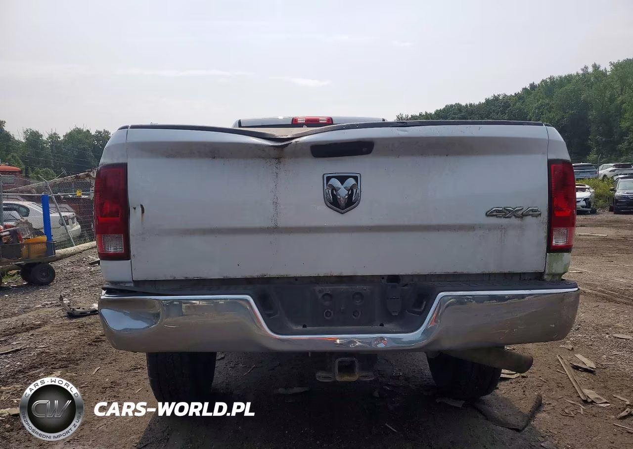 2018 Ram 2500 St VIN:3C6UR5HJ4JG118039 - 6