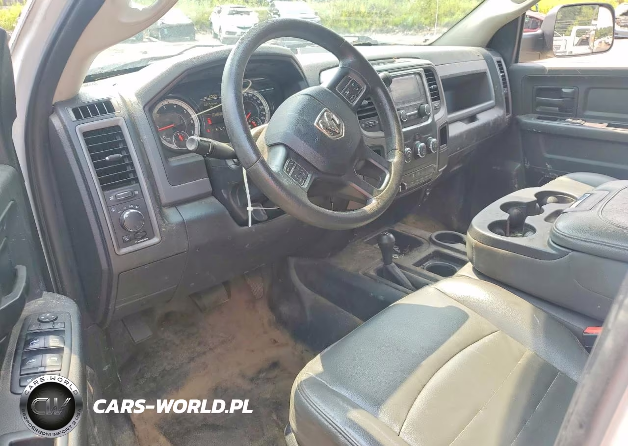2018 Ram 2500 St VIN:3C6UR5HJ4JG118039 - 8