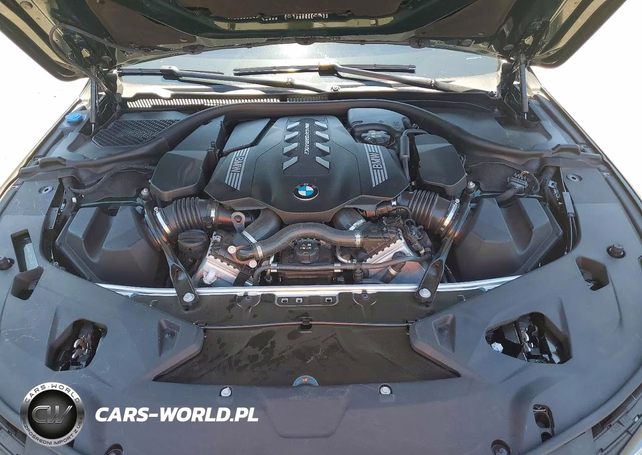 2025 BMW M850Xi VIN:WBABC4C09SCU36234 - 11