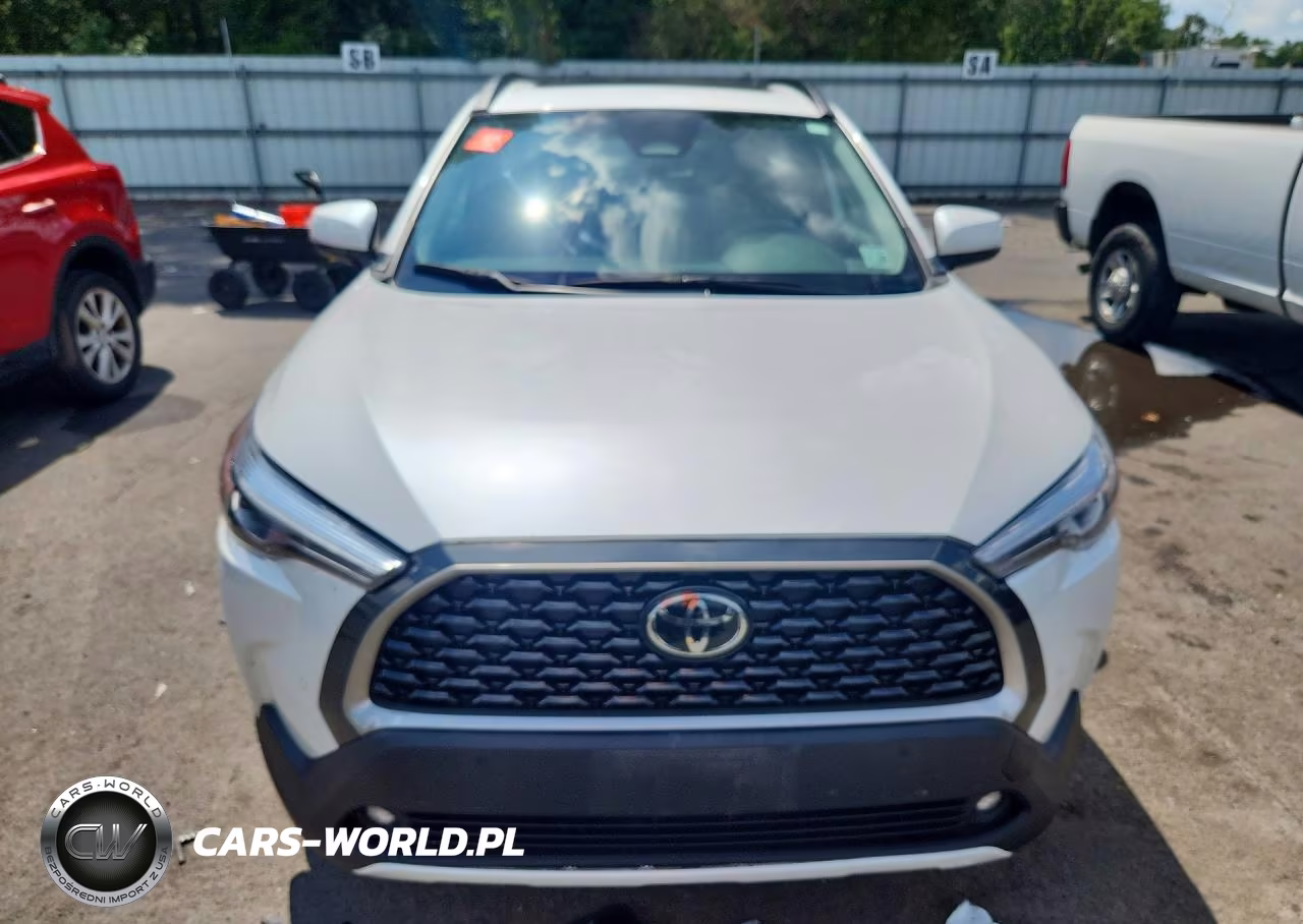 2024 Toyota Corolla Cross Xle VIN:7MUDAABG4RV083995 - 5