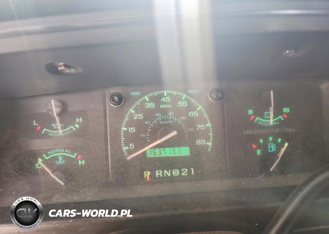 1996 Ford E350 Van With Bucket Lift VIN:1FTJE34H6THB65385 - 9