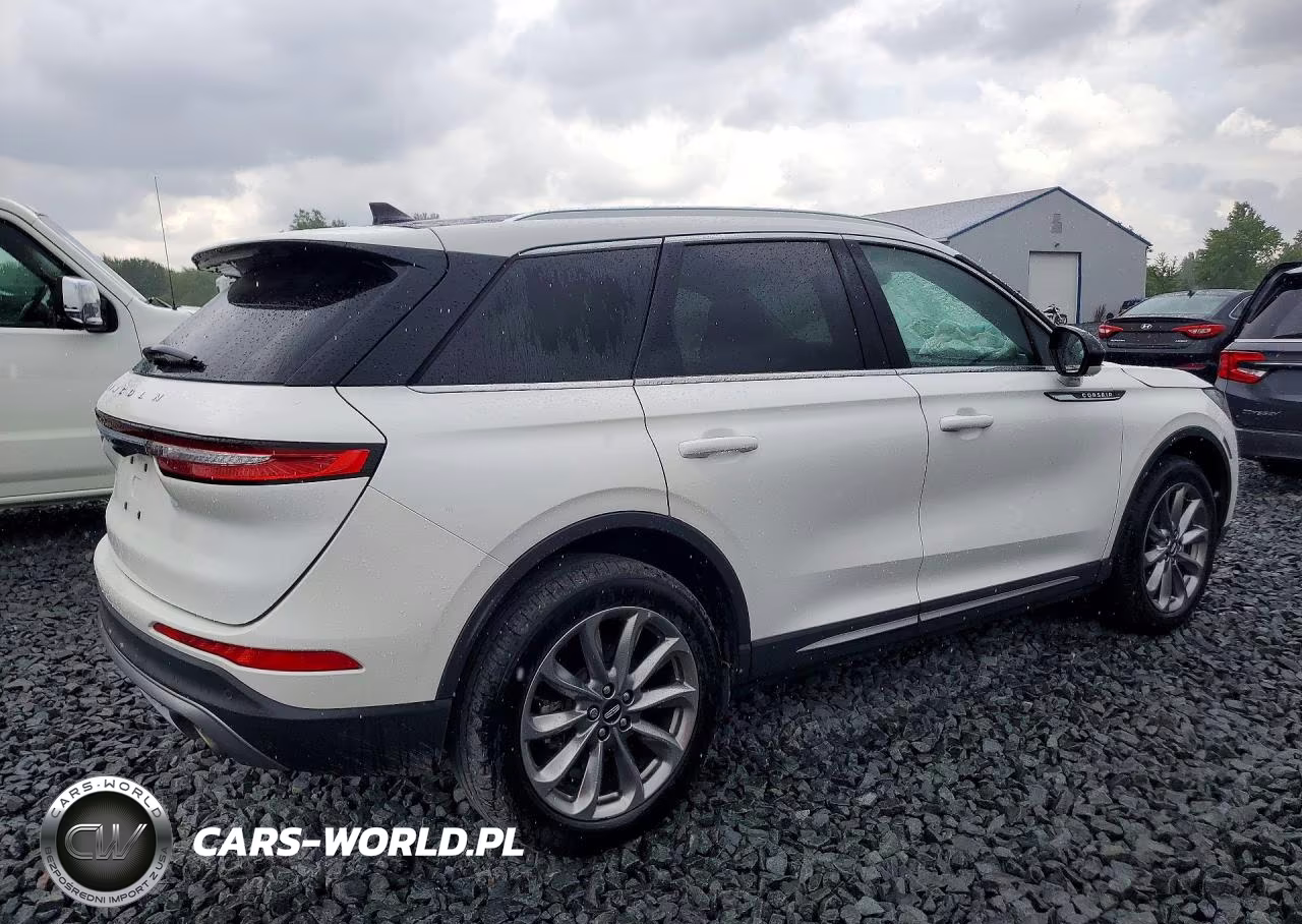 2020 Lincoln Corsair VIN:5LMCJ1C96LUL24389 - 3