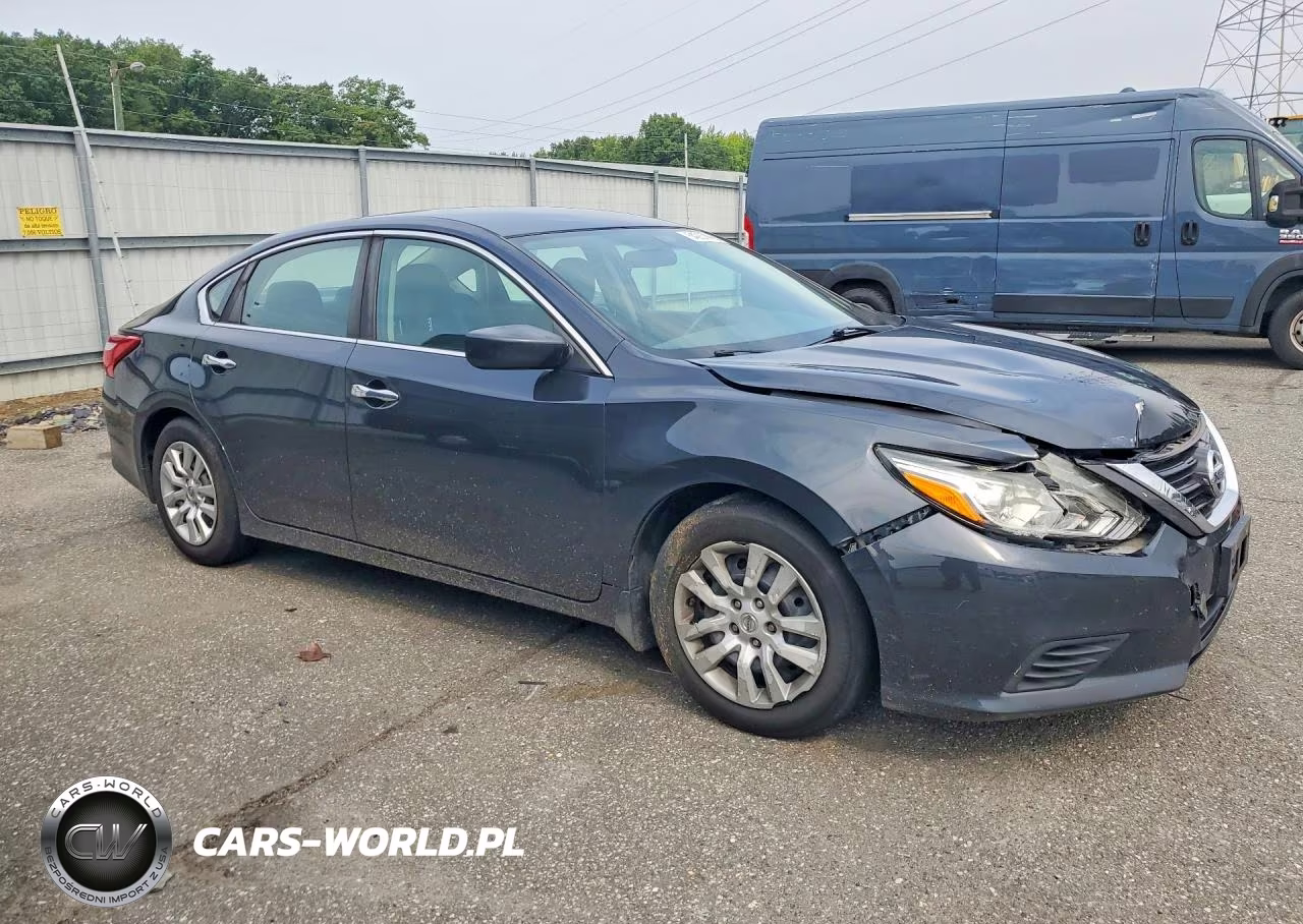 2017 Nissan Altima 2.5 S VIN:1N4AL3AP2HC166741 - 4