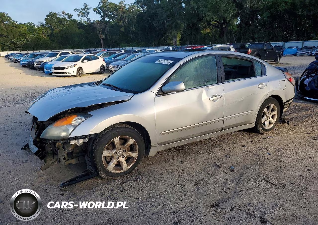 2008 Niss Altima