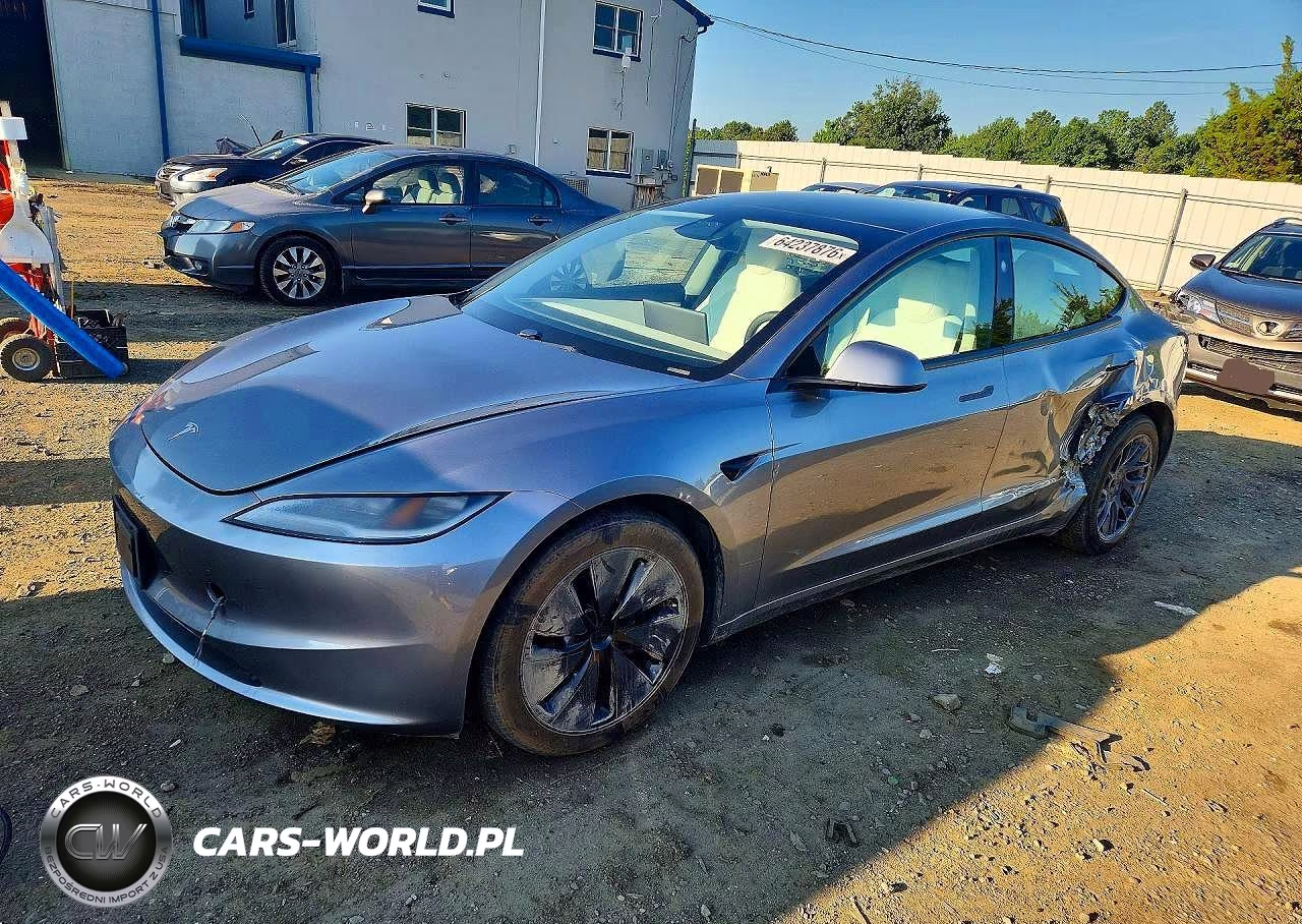2025 Tesla Model 3 VIN:5YJ3E1EB9SF995946 - 1