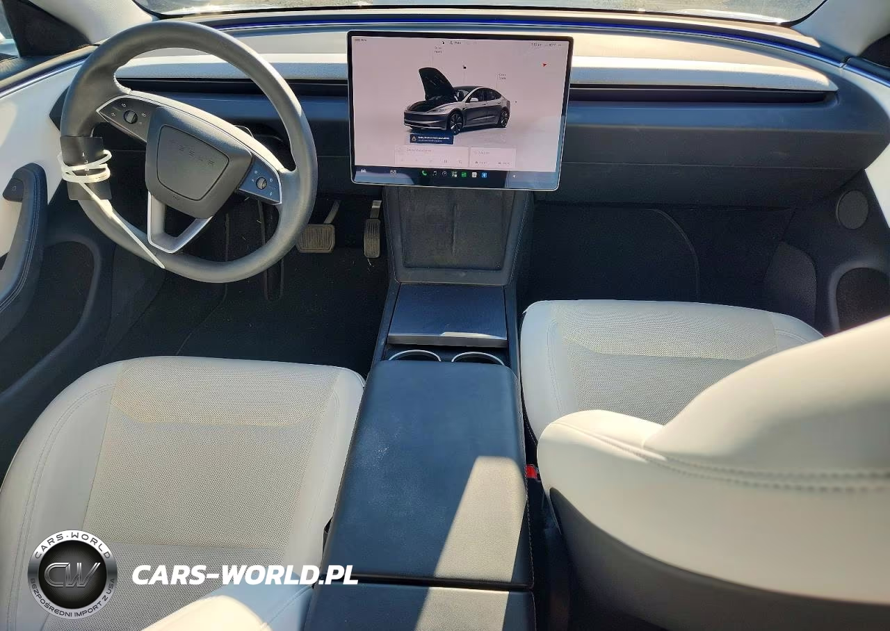 2025 Tesla Model 3 VIN:5YJ3E1EB9SF995946 - 8
