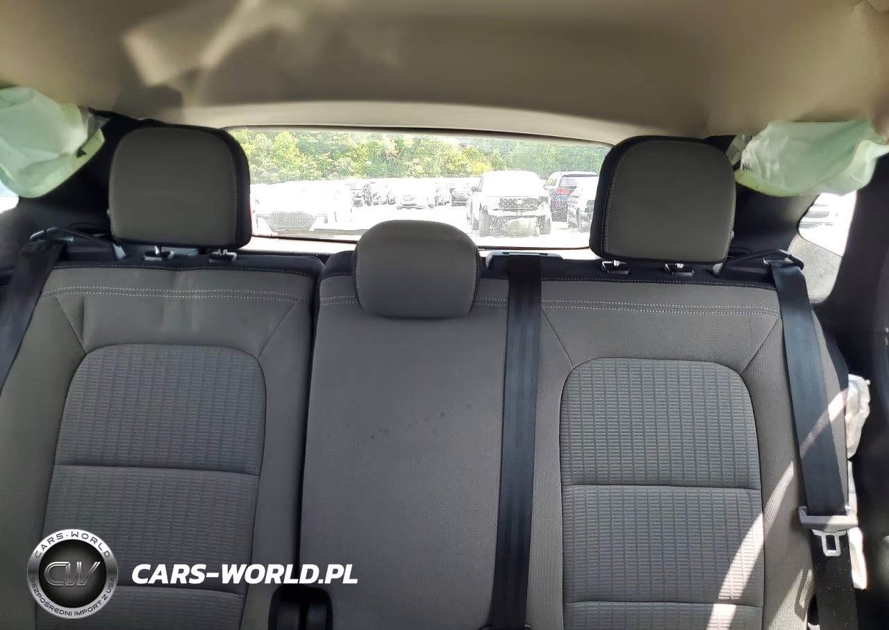 2020 Ford Escape S VIN:1FMCU9F6XLUB25372 - 10